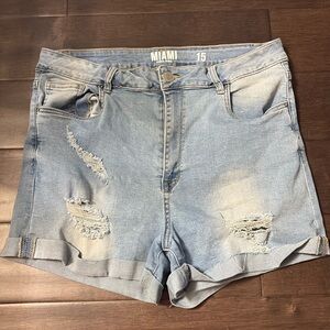 Miami size 15, distressed blue Jean ripped shorts